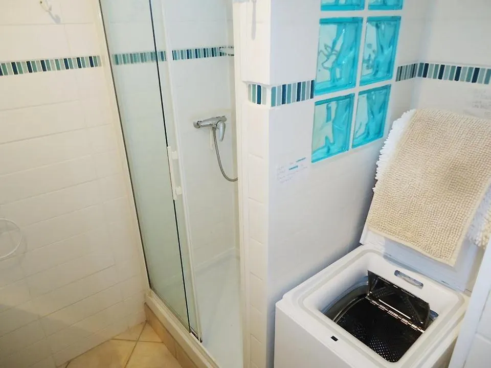 Apartment Joli Studio Climatise A 400M Des Commerces Cavalaire-sur-Mer