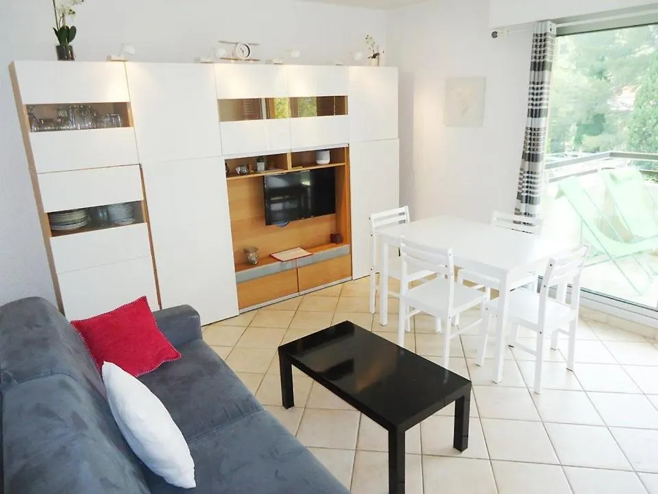 Joli Studio Climatise A 400M Des Commerces Cavalaire-sur-Mer